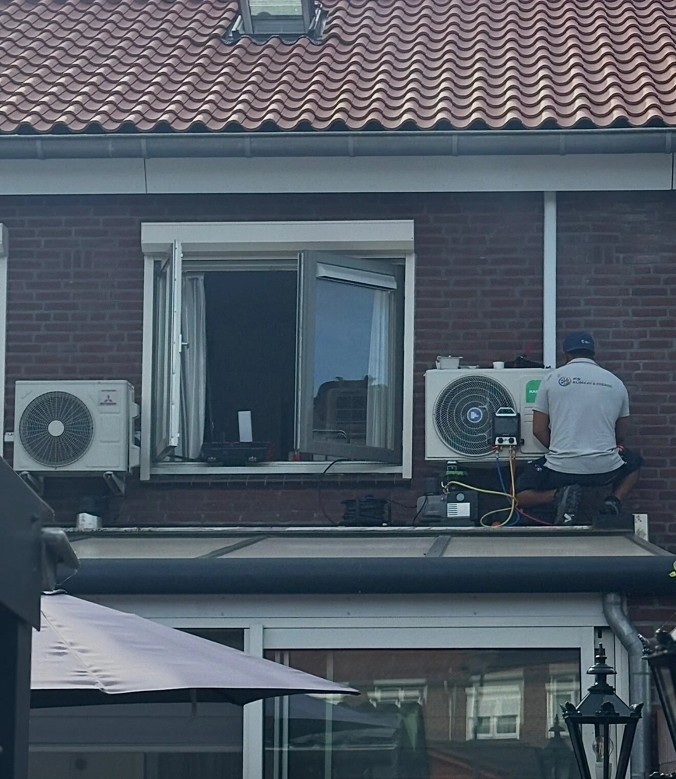 FS Klimaat & Energie aan het werk bij een airco-installatie